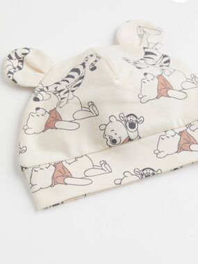 5/$15 NWOT H&M x Disney Winnie the Pooh Beanie